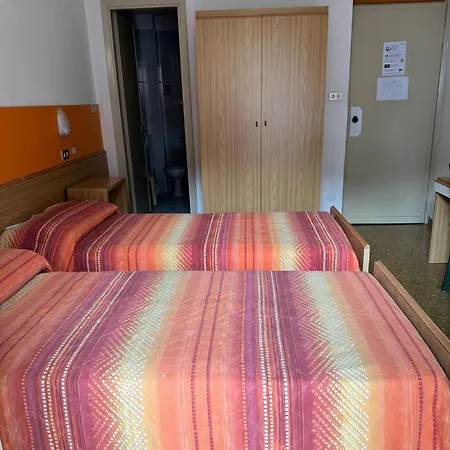 Hotell Garni Capinera