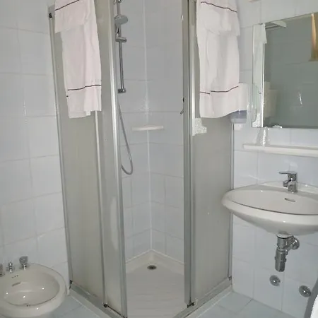 Garni Capinera Γκάρντα