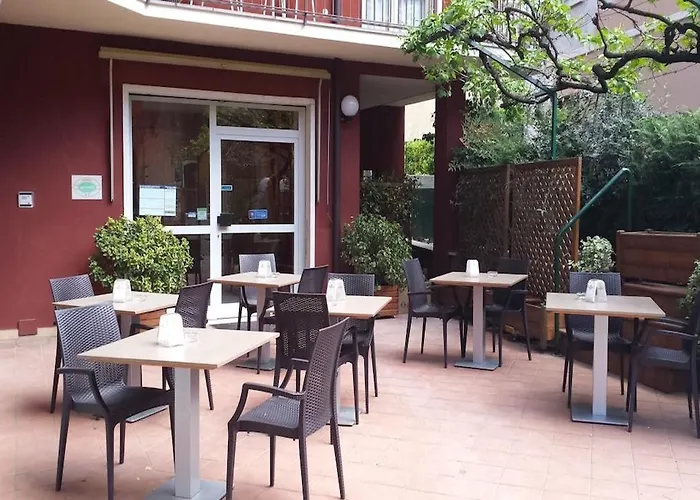 Garni Capinera Szálloda Garda