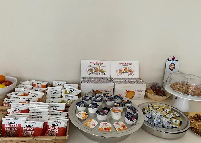 Szálloda Garni Capinera Garda