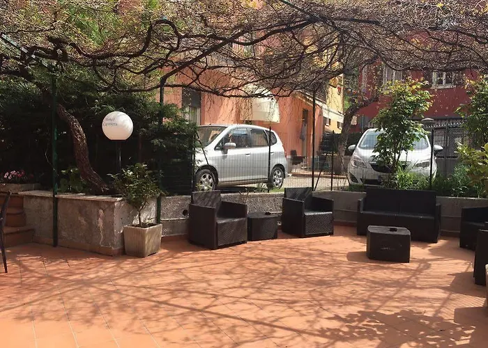 Garni Capinera Garda