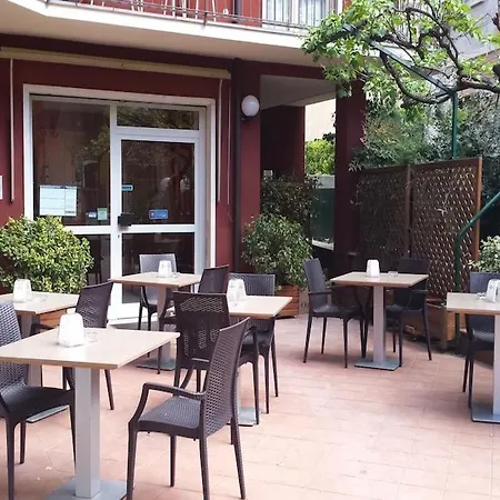 Garni Capinera Hotel Garda (Verona)