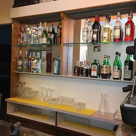 Garni Capinera Hotel