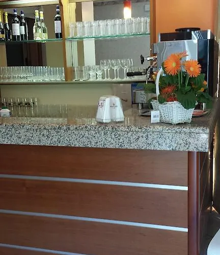 Garni Capinera Hotell Garda (Verona)