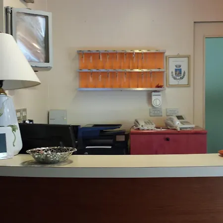 Garni Capinera Garda (Verona)