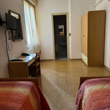 Garni Capinera Hotell Garda (Verona)