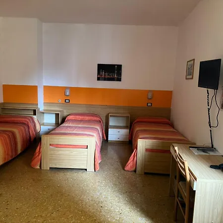 Garni Capinera Garda (Verona)