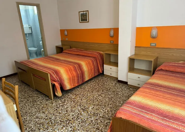 伽勒尼卡佩涅尔拉酒店