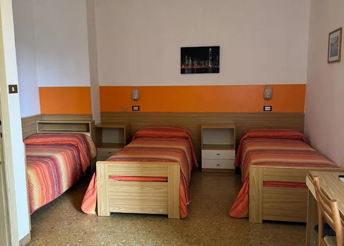 酒店 伽勒尼卡佩涅尔拉酒店 2*